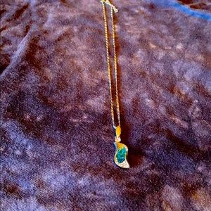 Aquamarine pendant necklace